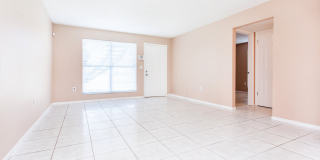 Charming Two Bed Ground Floor Condo in Englewood Park – Move-In Ready! Gallery 6