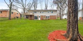 Room in 3 Bedroom Home at Foxcroft Dr Gallery 6