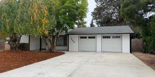 **FULLY REMODELED - MUST SEE!** **FULLY REMODELED - MUST SEE!** Gallery 1