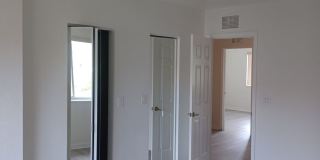 3/2.5 Townhouse in a Family Friendly Community with Amenities Galore Gallery 16