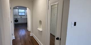 5509 North Lincoln Avenue Gallery 8