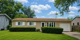 1180 LARKDALE Row Gallery 1