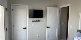 102 New Jersey Avenue Gallery 13