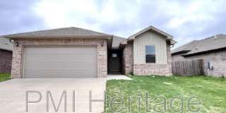 5909 Northwest Reynolds Street Gallery 1