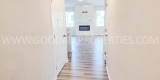 Beautiful Clive Home in Waukee Schools | Quartz Counters & 2-Car Garage Gallery 6