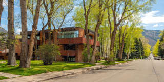 400 W Hopkins Avenue Gallery 38