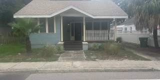 Tampa Heights Bungalow walk to Armature Works Gallery 1