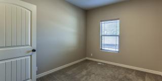 The Flats on Forty-One Gallery 23