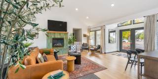 The Hewing Gallery 13