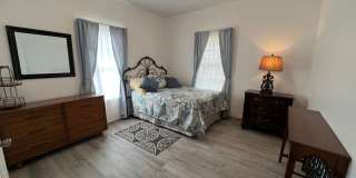 Charming 1BR Townhome in San Antonio Gallery 9