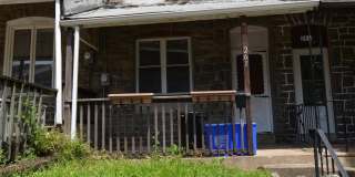 261 LAURISTON Street Gallery 1