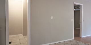 3 Bed 2 Bath 1 Car Garage -The Village NW OKC Gallery 20