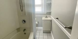 Fully Renovated Modern Apartments Gallery 30