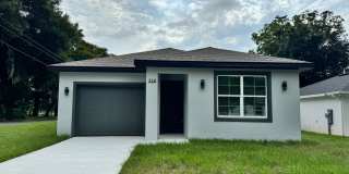 Brand new Beautiful 4/2 home Gallery 1