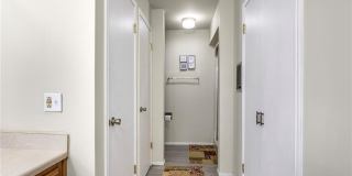 518 E Kelly Avenue Gallery 20