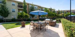 The Artisan Gallery 33