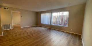 Wonderful Gated 2-Bedroom Downstairs Apartment Gallery 1
