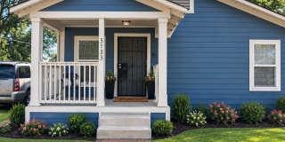 Charming 3 Bedroom - Corner Home Charming 3 Bedroom - Corner Home Gallery 1