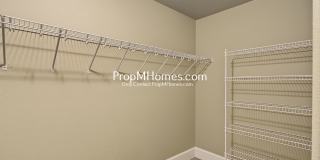 Beautiful Three Bedroom Home in Bethany - Available Now! Gallery 15