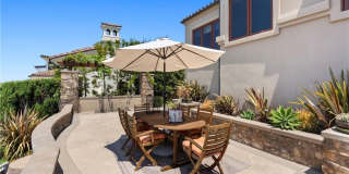 4 Le Conte Gallery 54