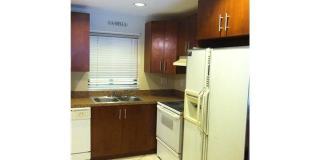 3029 Riverside Drive Gallery 3