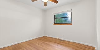 517 Randall Street Gallery 11