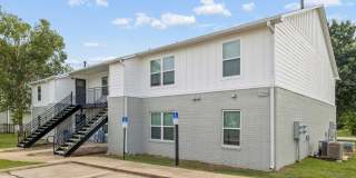 1120 West Cato Springs Road Gallery 1