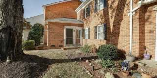 Amenities and Utilities included Richmond Condo Near VCU and UR Gallery 4
