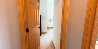 5205 Wabash River Street Gallery 30