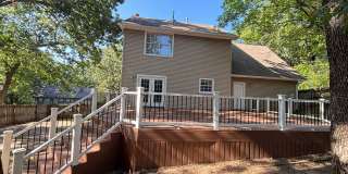 Beautiful 4BR Home with New LVP Flooring & Lawn Care Included Near The U of A! Gallery 24