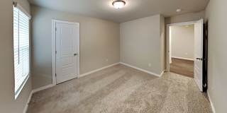 Spacious 4 Bedroom 2 Bathroom Home in Mustang Schools Gallery 16