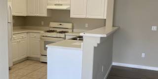 Remarkable totally renovated 2bed 2bath townhome is SW Las Vegas Gallery 7