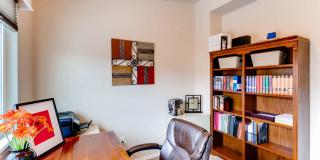 Beautiful 3 bedroom townhouse in gated community available! Gallery 16