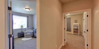 Prime Location - Bonny Slope/Cedar Mill  Gorgeous 4 Bedroom, Backs To Greenspace, Central Air-Conditioning Gallery 9