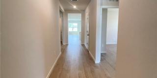 920 NE 10th Street Gallery 6