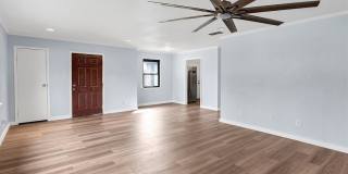 907 W Bridge Gallery 4