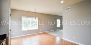 3 Bedroom 2 Bath Townhome End unit in Glenn Village!!! Gallery 8