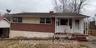 221 River Road Gallery 1