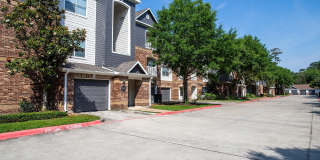 Carrington at Champion Forest Apartments Gallery 18