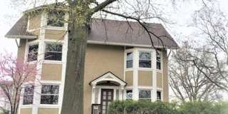 Beautiful 4 bedroom 2.5 house Gallery 4