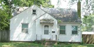 3 Bedroom, 1 Bath Single Family Home 1727 Franklin St Waterloo, IA 50703 Gallery 1