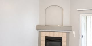 Inviting 2 Bedroom 2 Bath Top Floor Condo - Available August 10! Gallery 1