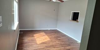 Spacious Townhome! Gallery 3