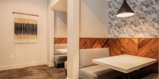 Lakeshore Pearl Gallery 32