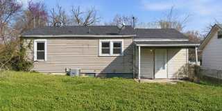 3 Bedroom | 1 Bathroom Home | PET FRIENDLY! Gallery 24