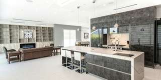 2122 Castle Heights Avenue Gallery 1