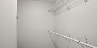 Charming 2BR Condo in Sandy Springs Gallery 15