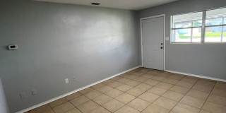 Beautiful 3BR/1BA Lakeland Home with Bonus Room Near Southeastern University! Gallery 7