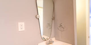 Classic 3 Bedroom Rowhome in Columbia Heights Gallery 34
