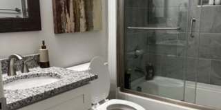 Room in 3 Bedroom Home at Dearborn Dr Gallery 7